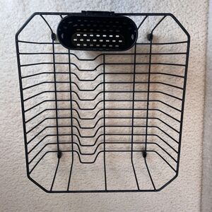 Rubbermaid Black Wire Dish Drainer Drying Rack w/Plastic Utensil Cup Rubber Feet